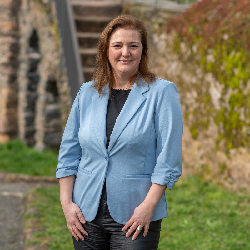  Christine Schfer